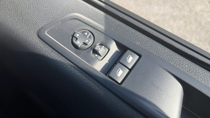 Vauxhall Vivaro L1 Diesel 1.5 Turbo D 120 Pro H1 Van - Image 46